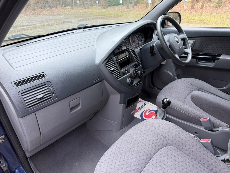 Kia Carens Ls Crdi Blue #18