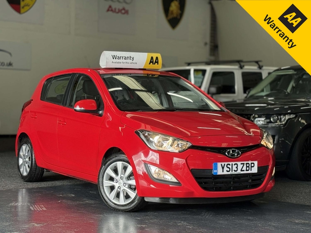 Hyundai I20 Hatchback 1.4 Active 201313 Red