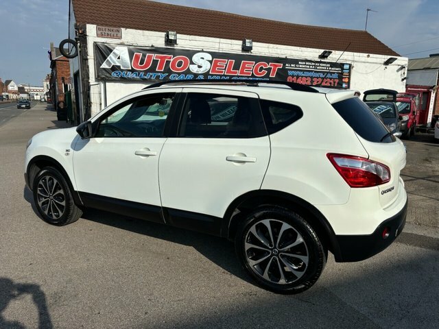 Nissan Qashqai Suv GK13UAN White #6