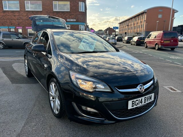 Vauxhall Astra Hatchback BG14BVM Black #3