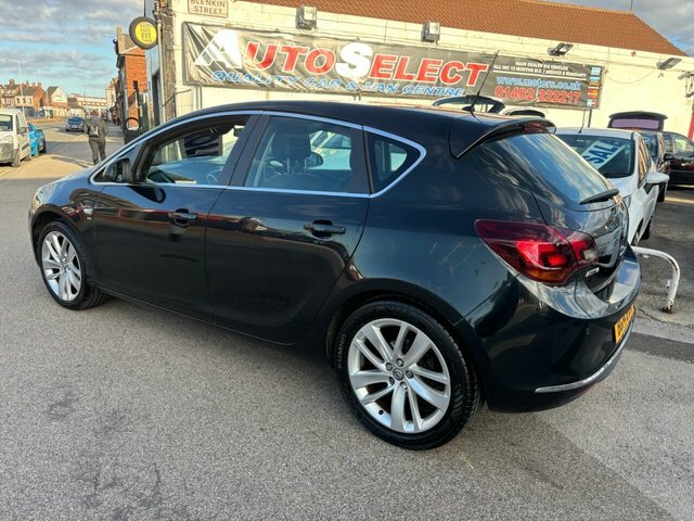 Vauxhall Astra Hatchback BG14BVM Black #6