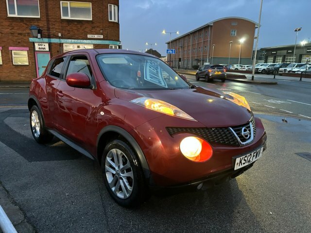 Nissan Juke Suv KS12FWV Red #4