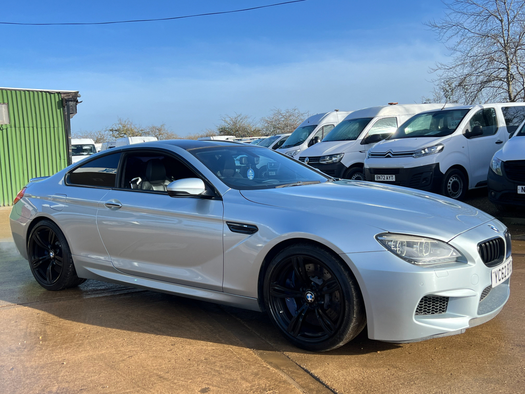 BMW M6 4.4 V8 Coupe Dct Euro 5 Ss 560 Ps Blue #2