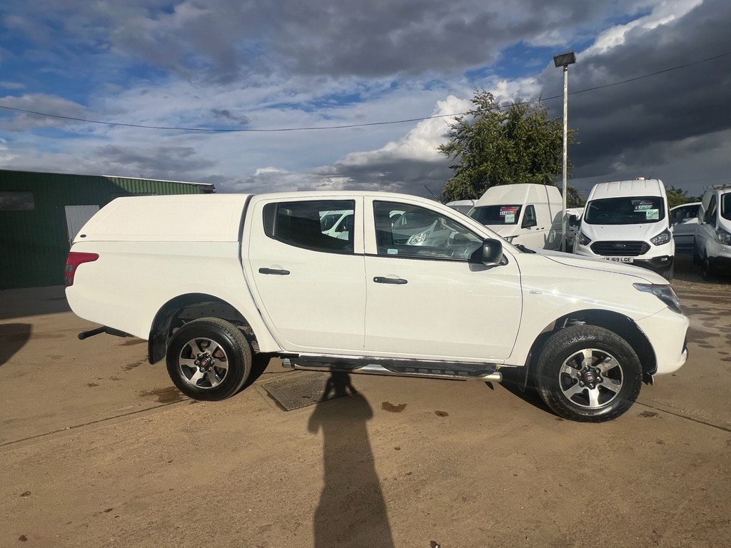 Fiat Fullback 2.4D Sx Pickup Double Cab 4Wd Eu White #2