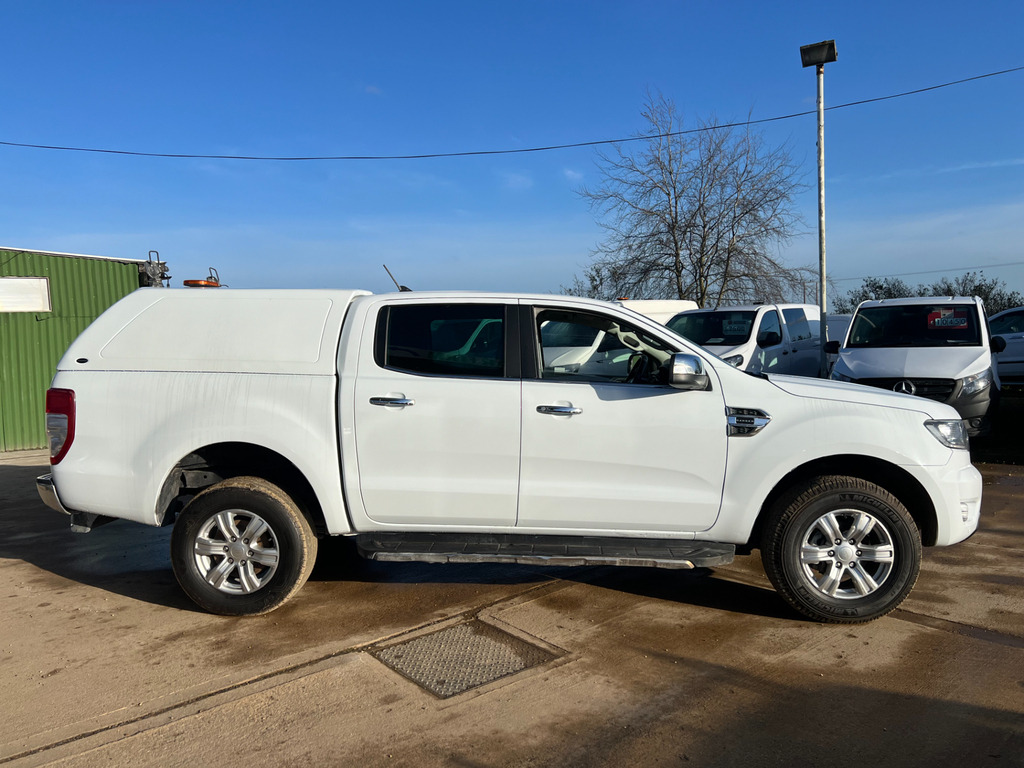 Ford Ranger 2.0 Ecoblue Limited Pickup Double Cab M White #2