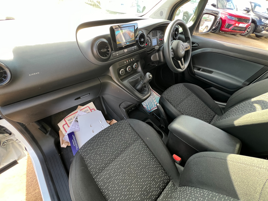 Mercedes-Benz CITAN 1.5 110 Cdi Progressive Panel Van Manua YK73FFY White #3