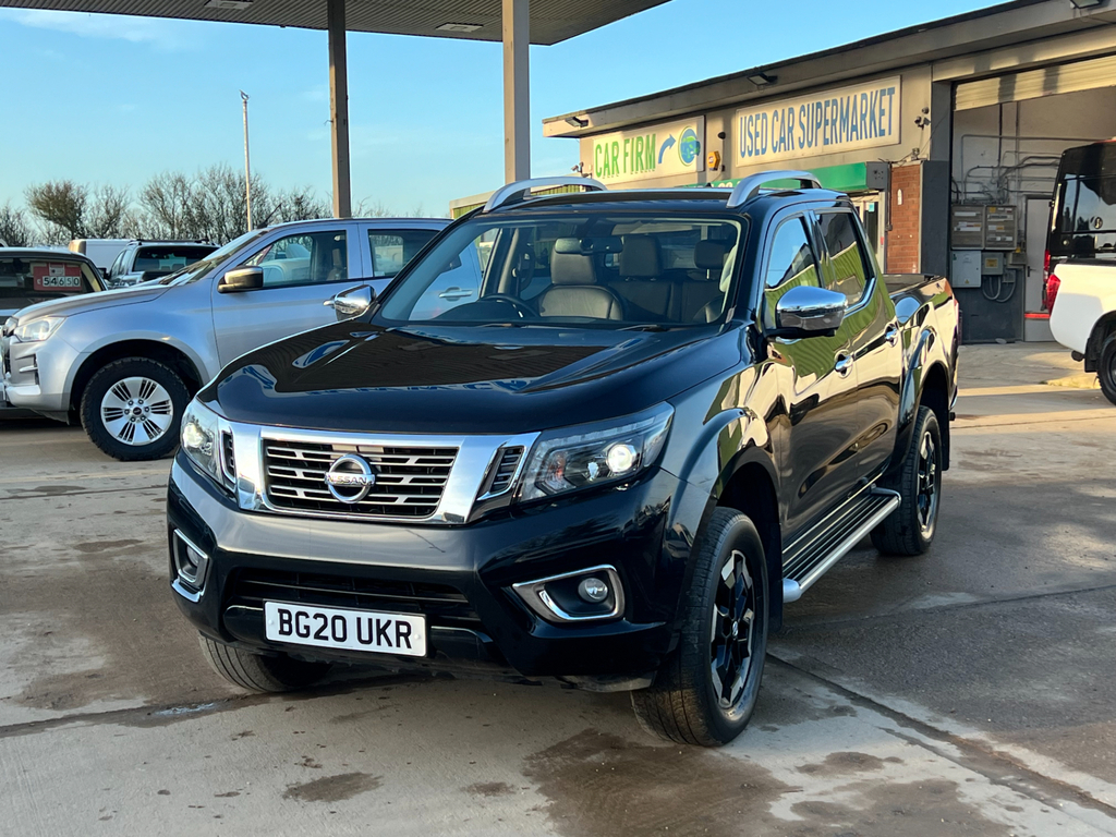 Nissan Navara 2.3 Dci Tekna Pickup Double Cab BG20UKR Black #6