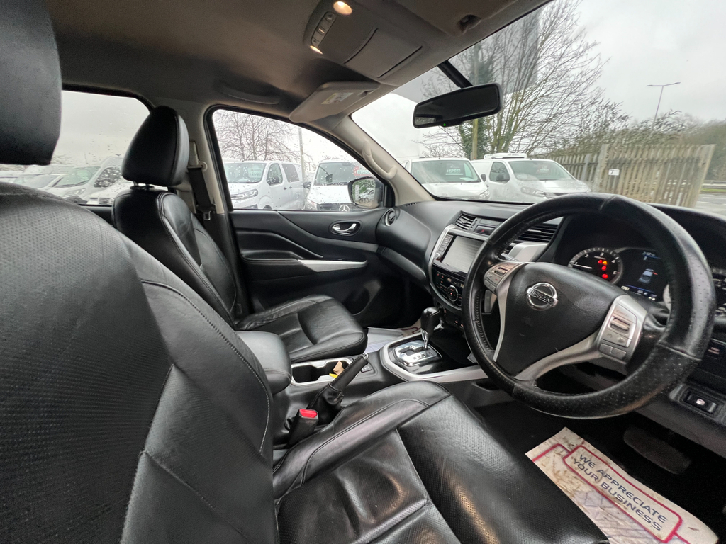 Nissan Navara 2.3 Dci Tekna Pickup Double Cab 4W DV69FBZ Grey #3