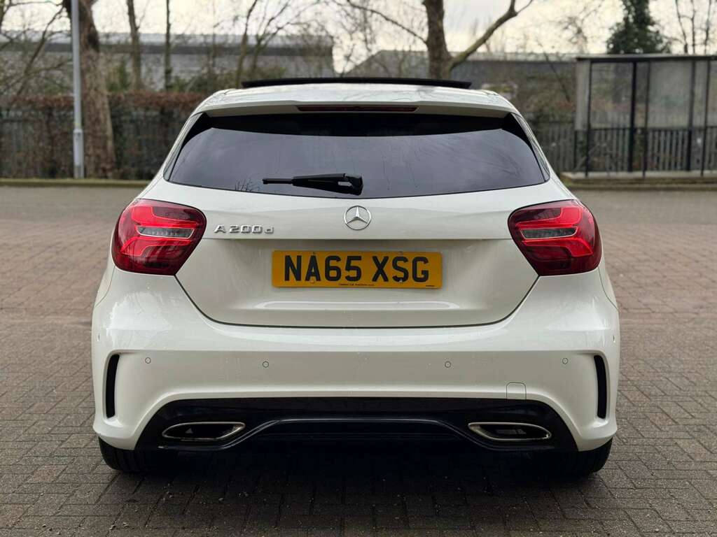 Mercedes-Benz A Class 2.1 A 200 D Amg Line Premium NA65XSG White #3