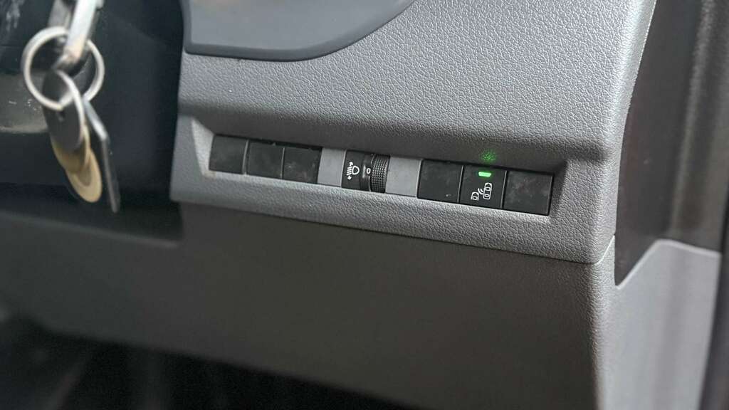 Peugeot Expert 1.5 Expert S L1 Blue Hdi KN20DWO Red #6