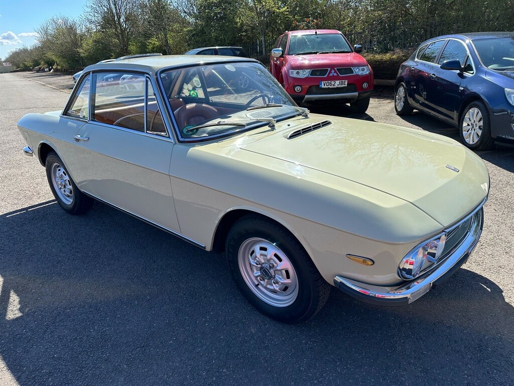 Lancia Fulvia Coupe Beige #2