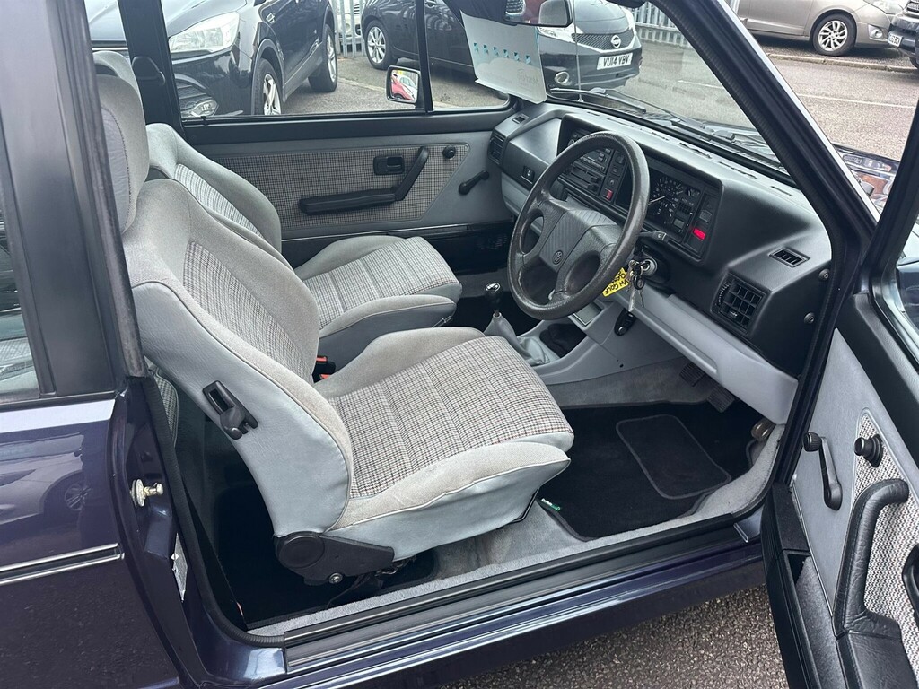 Volkswagen Golf 1.8 Clipper  #6