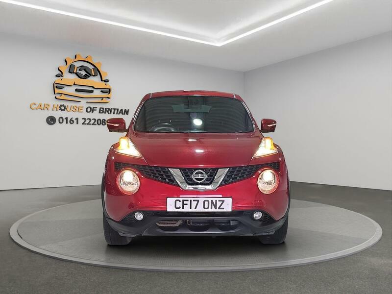 Nissan Juke 1.6 Tekna Xtron Euro 6 CF17ONZ Red #2