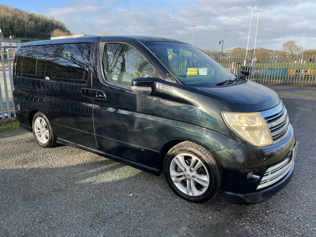 Nissan Elgrand Elgrand Campervan FA07ZFV #2
