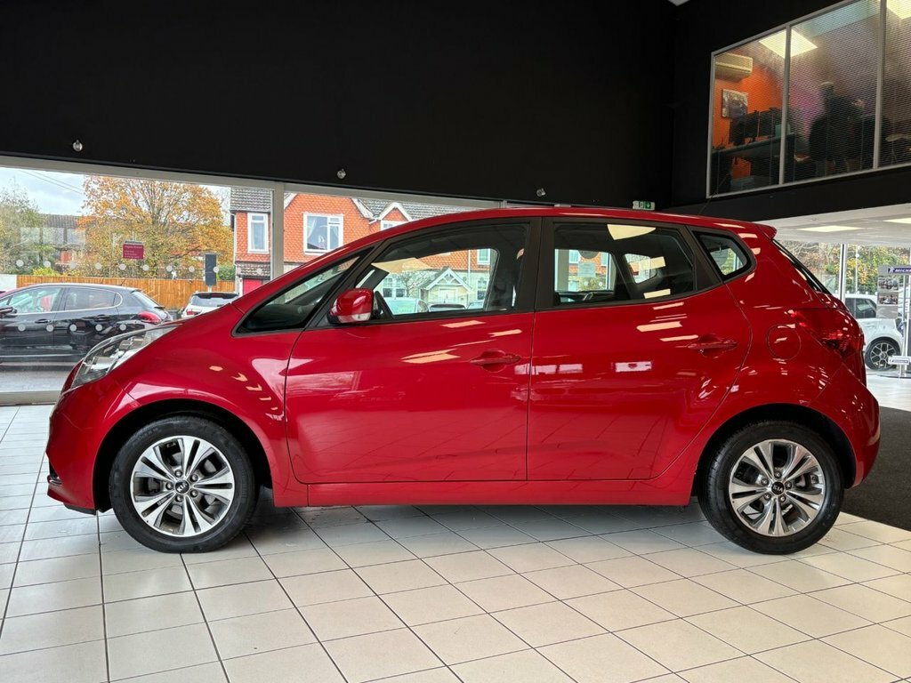 Kia Venga 1.6L 2 Red #6