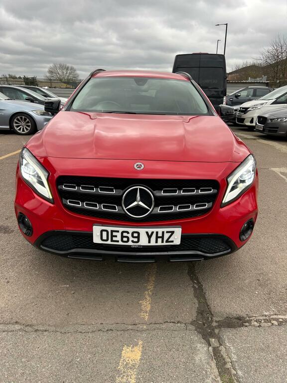 Mercedes-Benz GLA Class 1.6 Gla180 Gpf Urban Edition Suv OE69YHZ Red #2