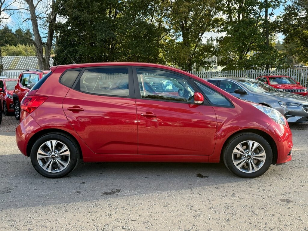 Kia Venga 1.6L 3 Red #3