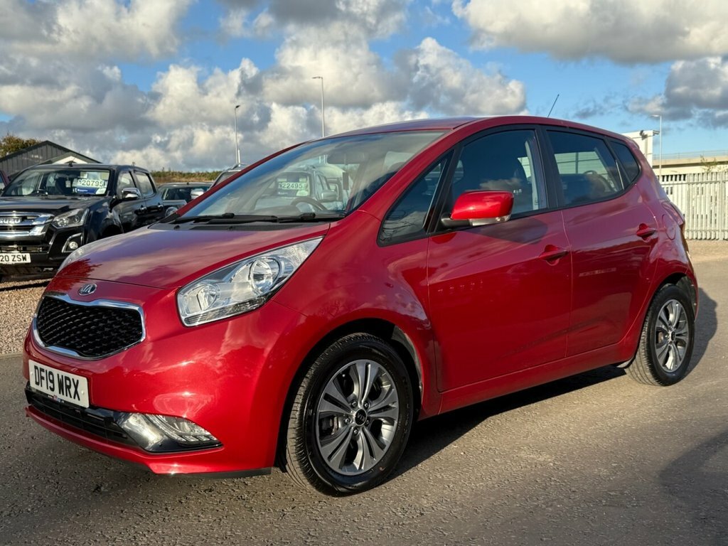 Kia Venga 1.6L 3 Red #4