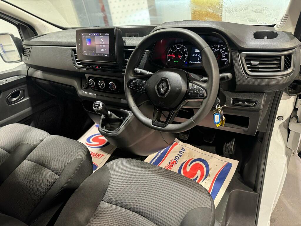 Renault Trafic Panel Van 2.0 Dci Blue Sl30 Advance L1 H1 Euro 6 YV23AUR White #2