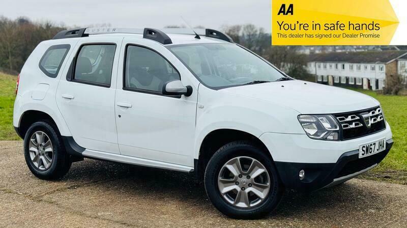 Dacia Duster Laureate Tce White