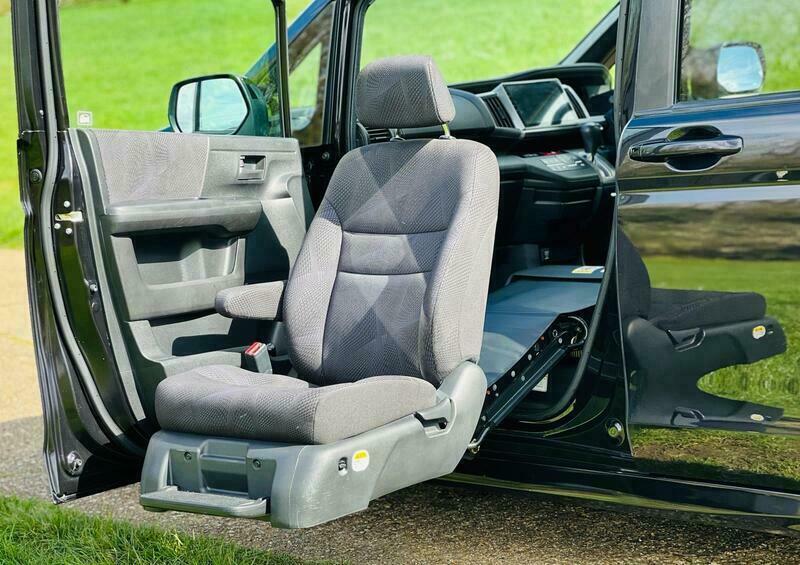 Honda StepWagon 2.0 Spada Front Disable Black #3