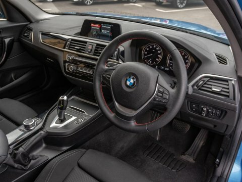 BMW 1 Series Hatchback CA19GTY Blue #4
