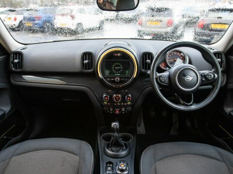 Mini Countryman Suv GV20KNK White #3