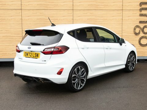 Ford Fiesta Hatchback OW72LSN White #2