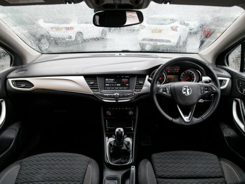 Vauxhall Astra Hatchback BN70GDV Grey #3