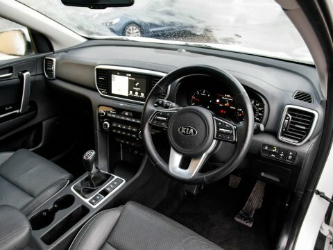 Kia Sportage Suv CU69PTX White #4