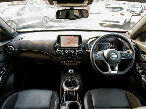 Nissan Juke Suv YA21GYT Red #3