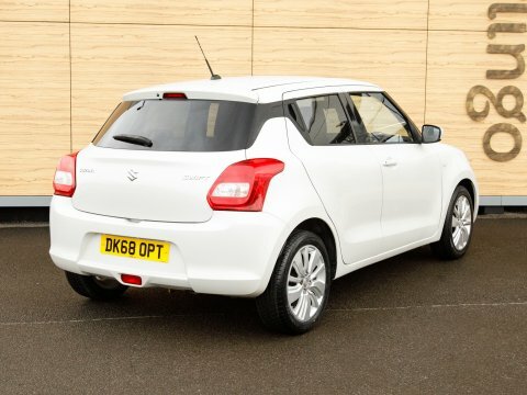 Suzuki Swift Hatchback DK68OPT White #2