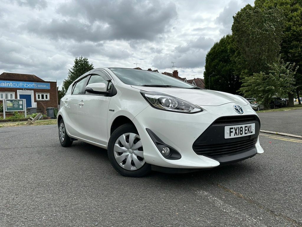 Toyota Aqua 1.5 Hybrid S Grey #5