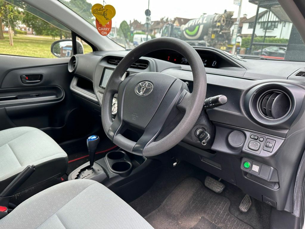 Toyota Aqua 1.5 Hybrid S Grey #6