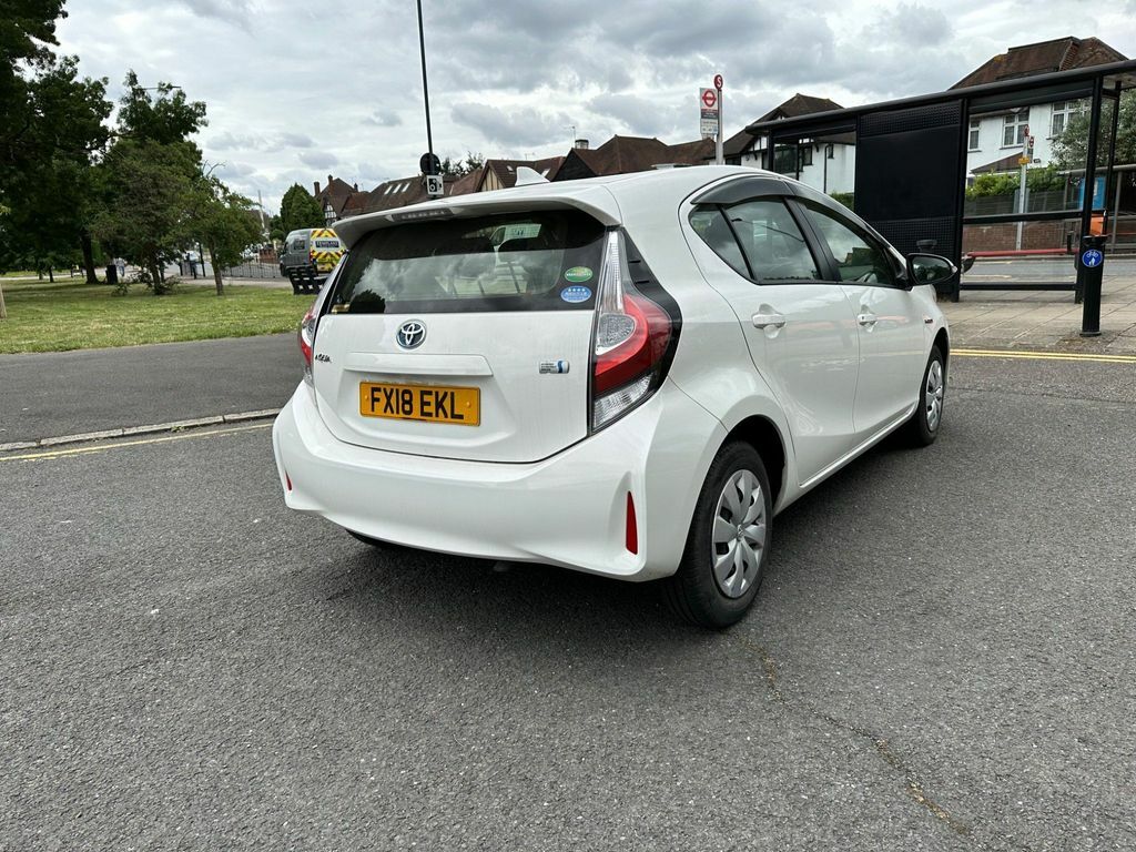 Toyota Aqua 1.5 Hybrid S Grey #19