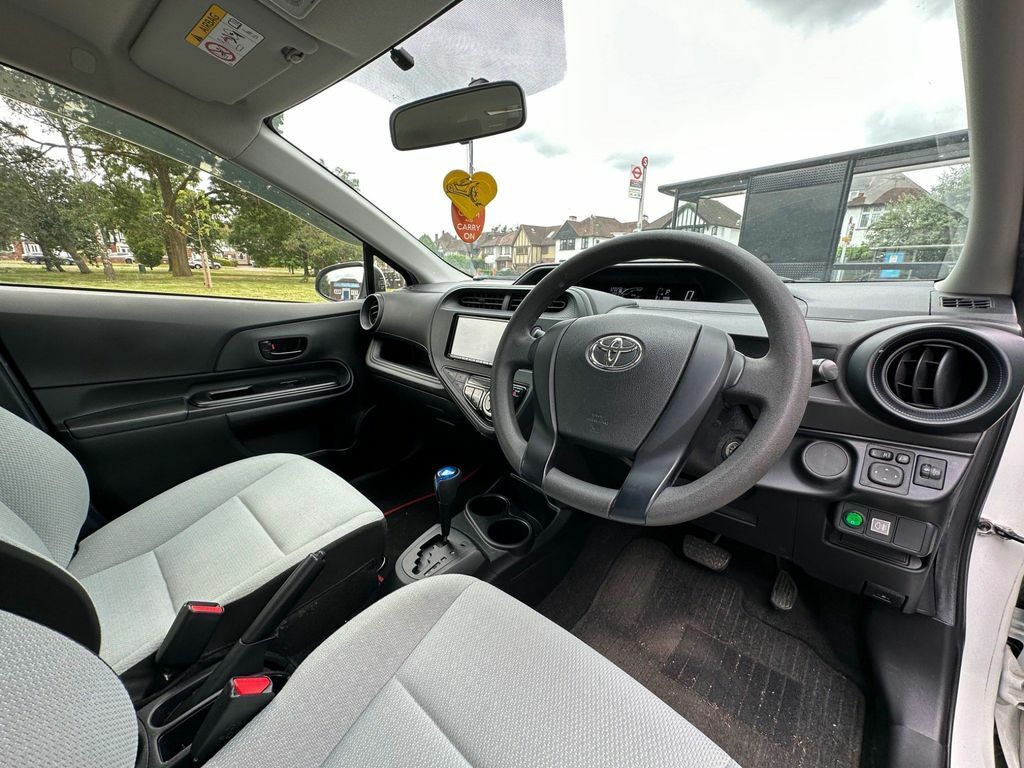 Toyota Aqua 1.5 Hybrid S Grey #23