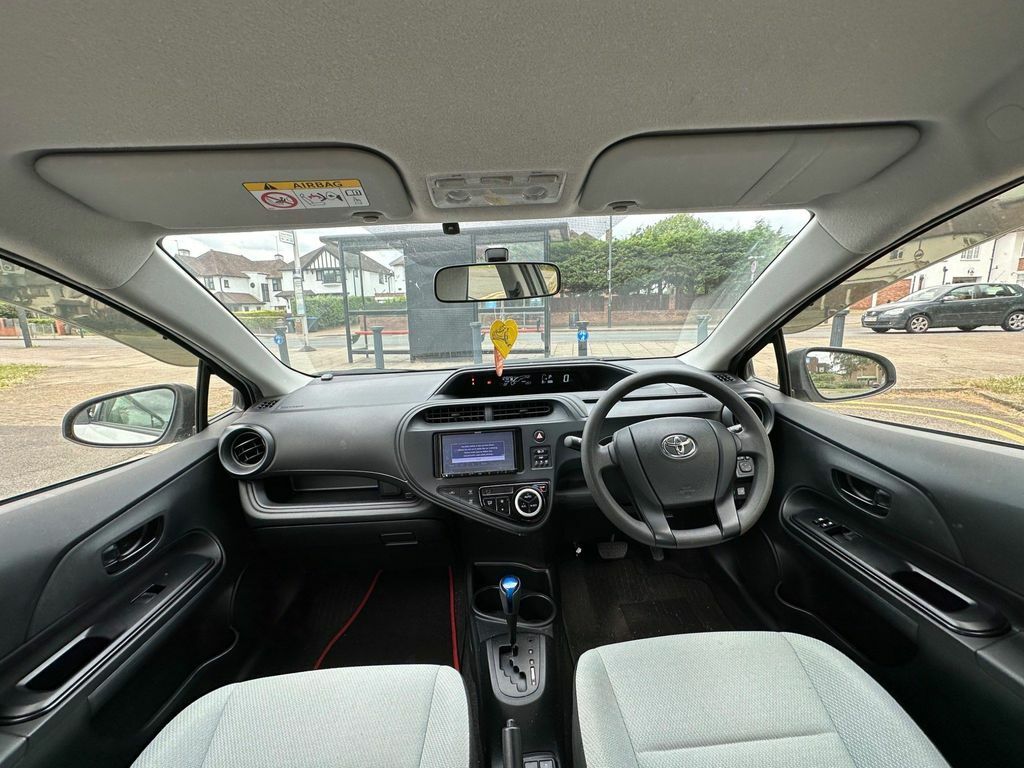 Toyota Aqua 1.5 Hybrid S Grey #3