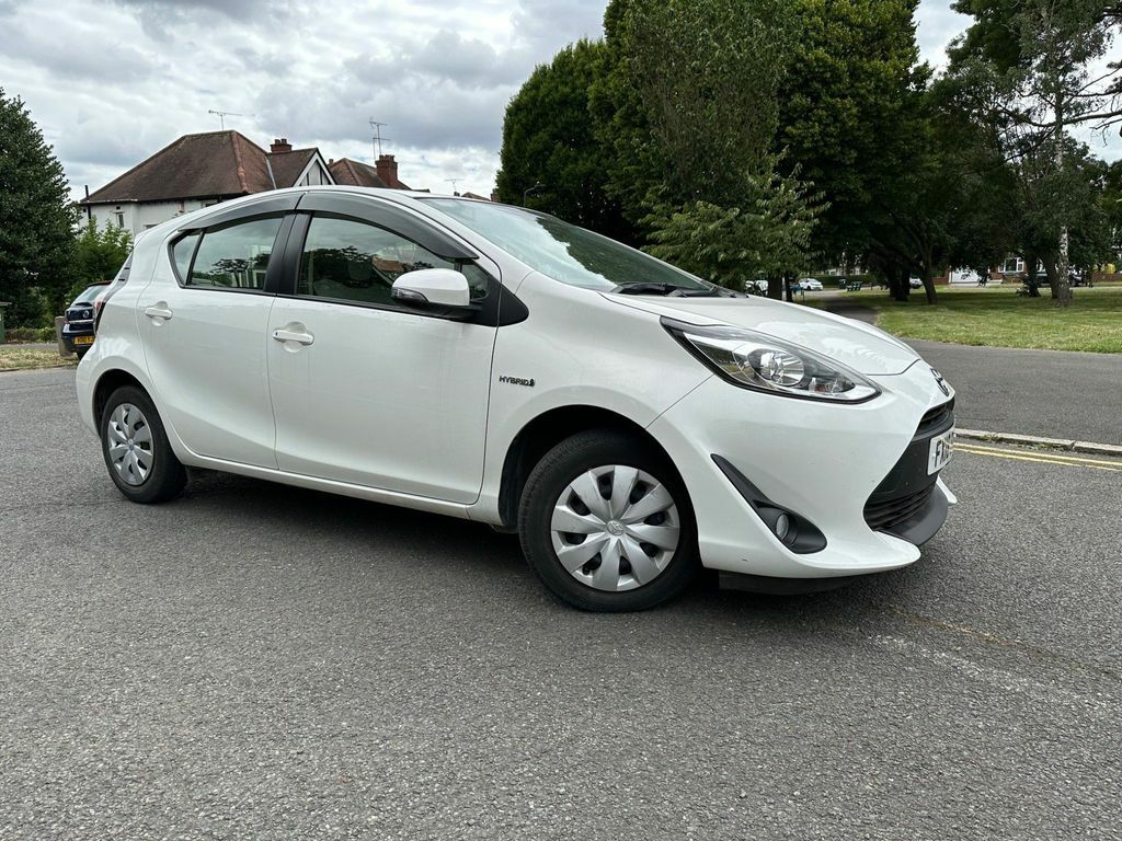 Toyota Aqua 1.5 Hybrid S Grey #10