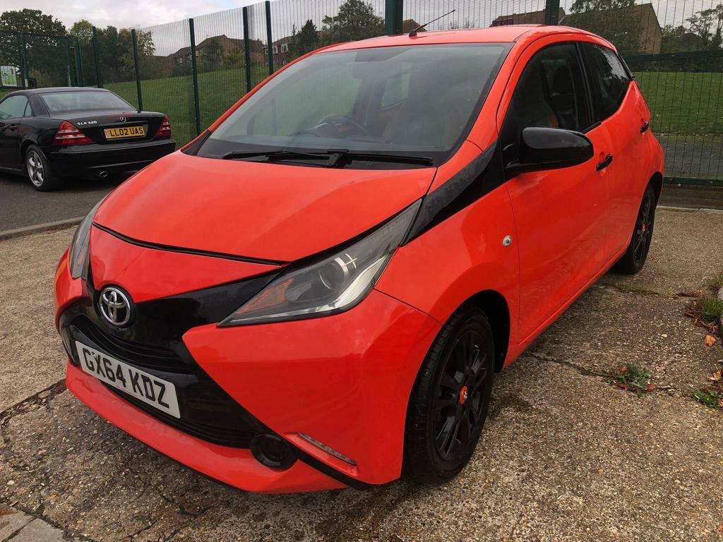 Toyota Aygo 1.0 Vvt-i X-cite Euro 5 GX64KDZ Orange #2