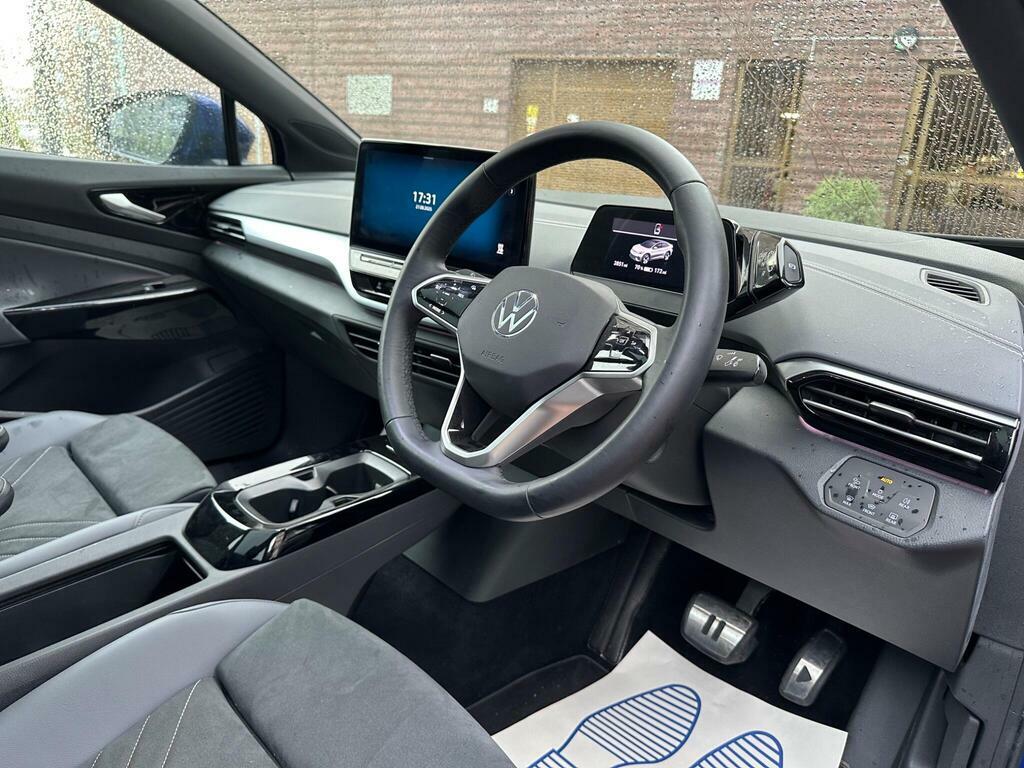 Volkswagen ID.5 Pro Performance 77Kwh Tech Blue #4