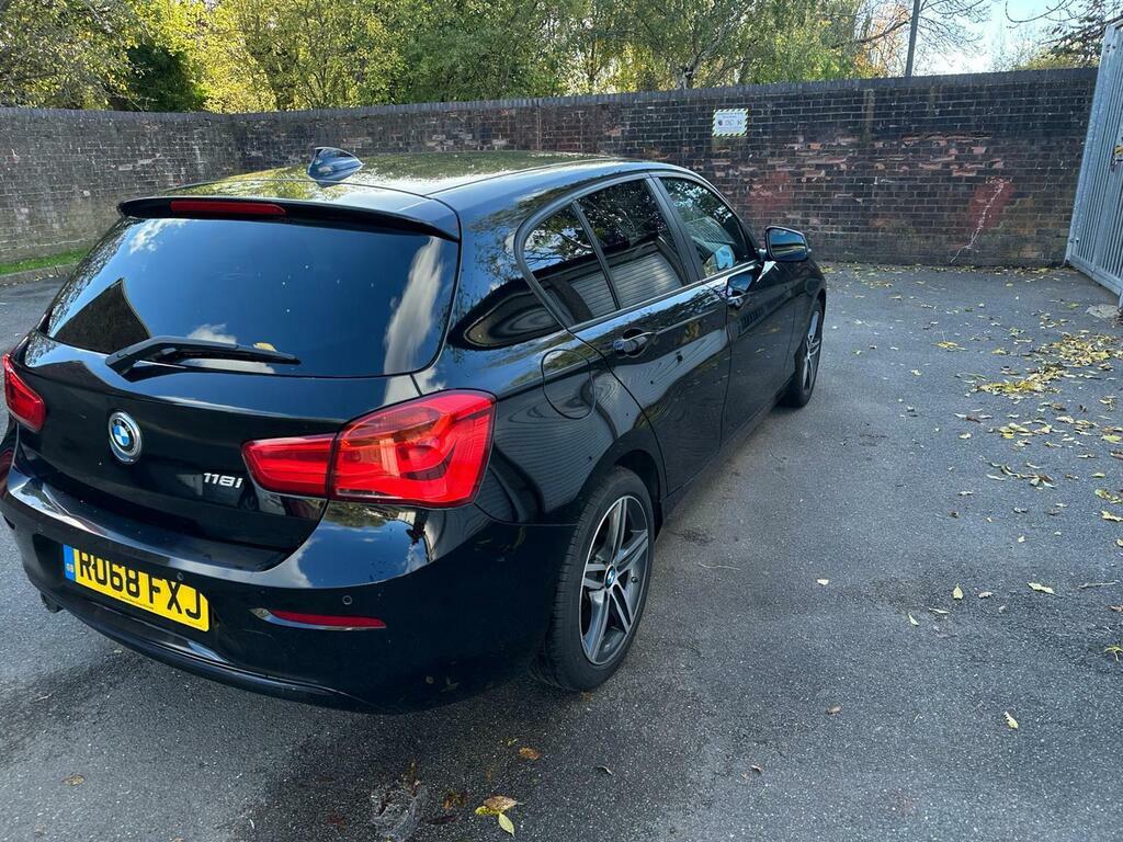 BMW 1 Series 1.5 118I Sport Euro 6 S S R068FXJ Black #2