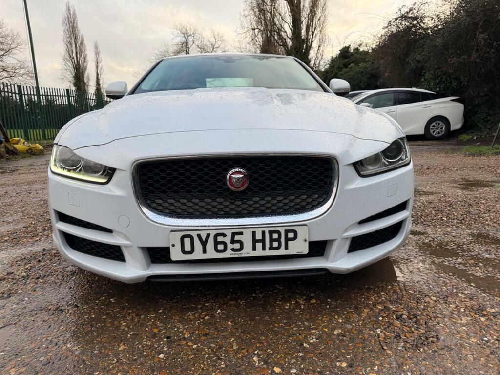 Jaguar XE 2.0 Gtdi Portfolio Euro 6 S S OY65HBP White #6