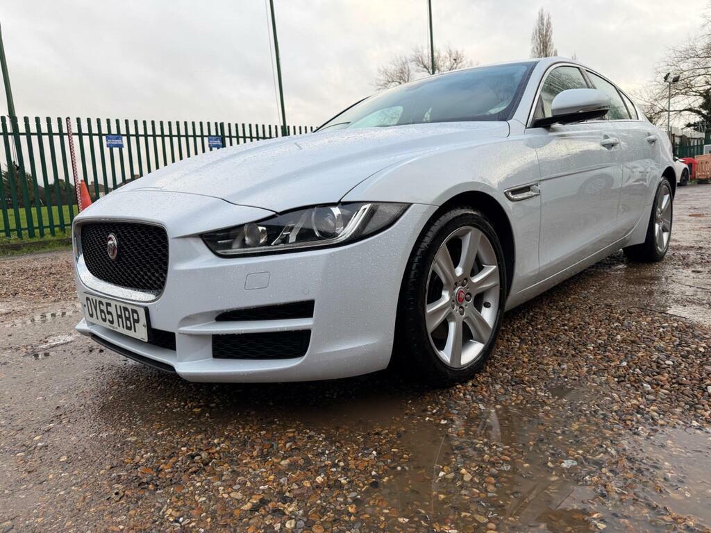 Jaguar XE 2.0 Gtdi Portfolio Euro 6 S S OY65HBP White #5