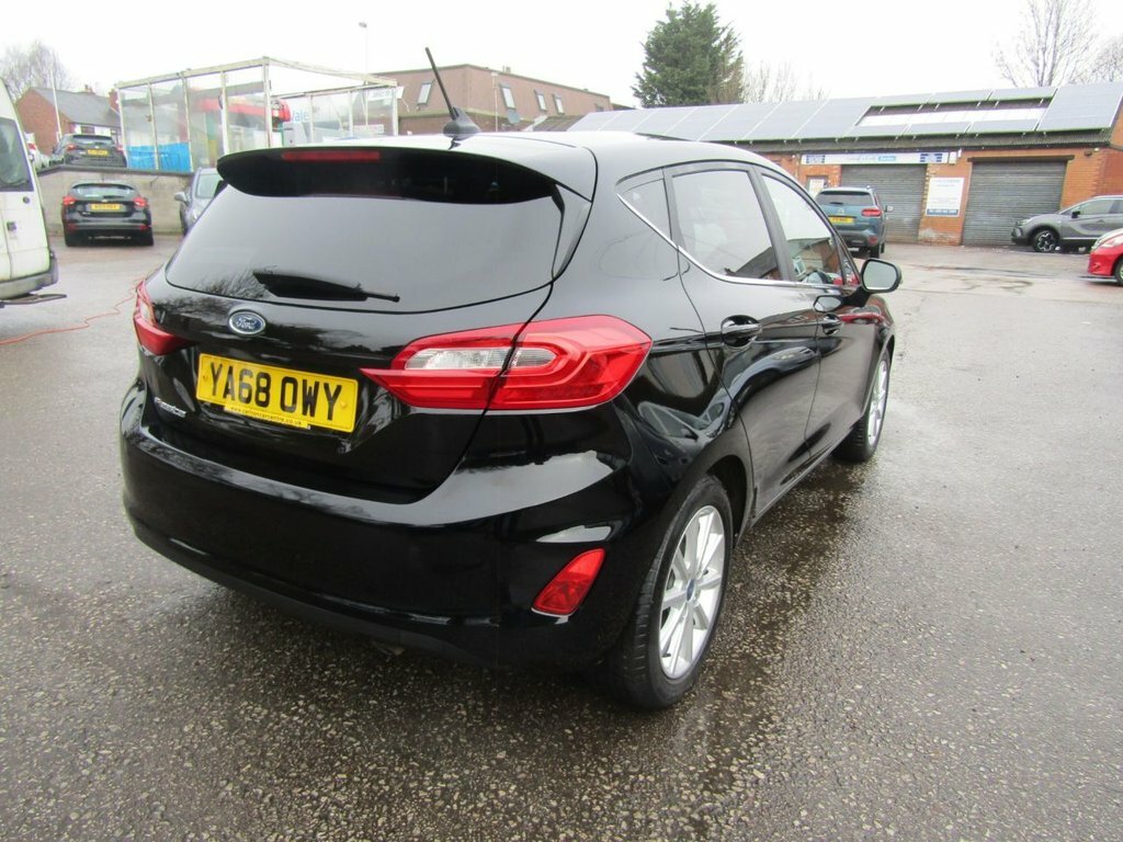 Ford Fiesta 1L Titanium YA68OWY Black #4