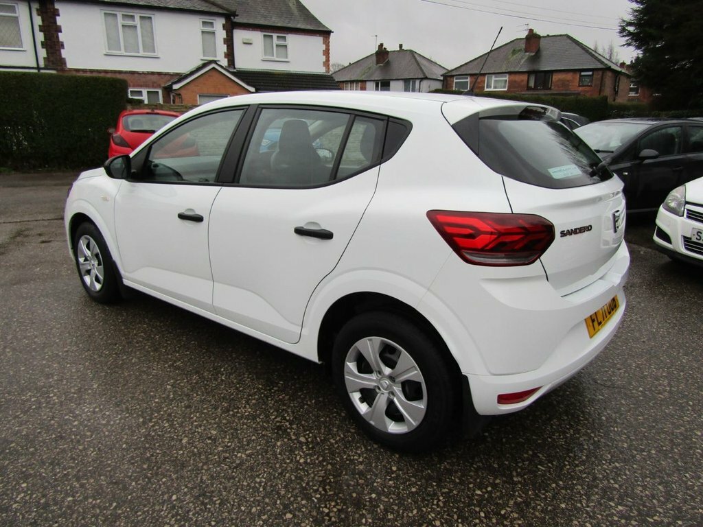 Dacia Sandero 1L Essential White #6