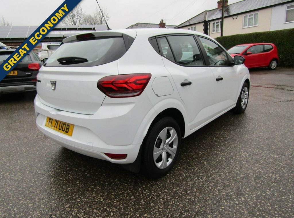 Dacia Sandero 1L Essential White #4