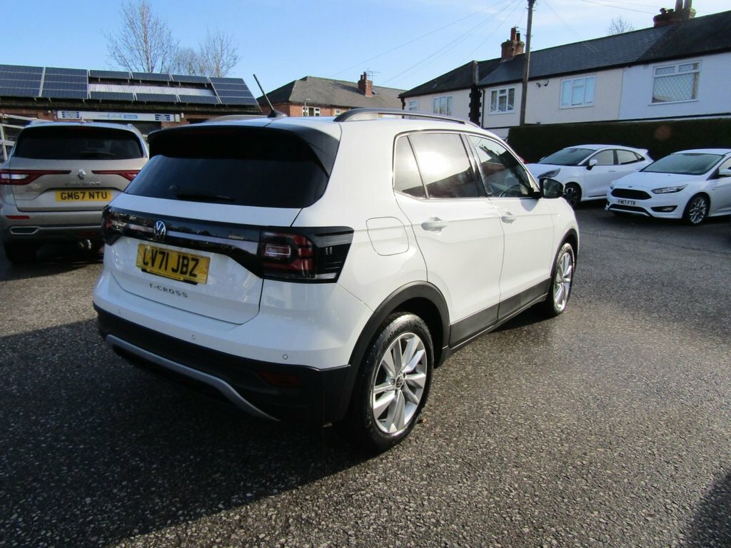 Volkswagen T-Cross 1L Active CV71JBZ White #4