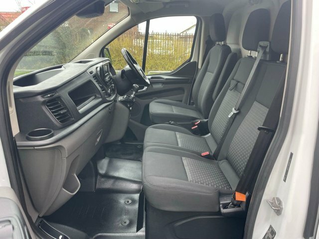 Ford Transit Custom 2L 340 Trend Pv L1 H1 YT68UOC White #3