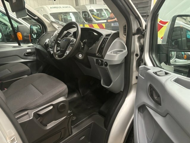Ford Transit Custom 2.2L 460 Trend Hr Bus 18 Str YP16UWY Silver #4