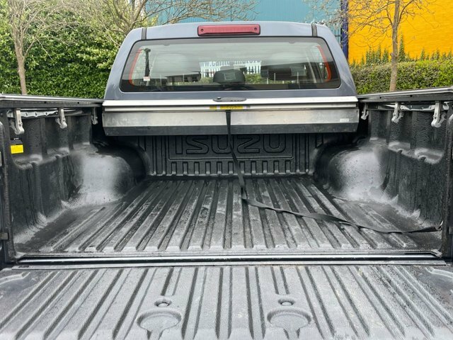Isuzu D-Max 1.9L Yukon Dcb Nav Plus Grey #2